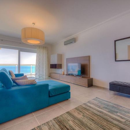 Seafront Luxury Apartment With Pool Сліма Екстер'єр фото
